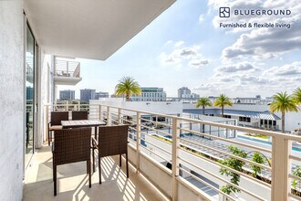 110 SW 12th St in Miami, FL - Building Photo - Building Photo
