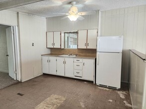 510 W 15th St in Portales, NM - Building Photo - Building Photo