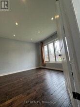 374 Morrish Rd in Toronto, ON - Building Photo - Building Photo