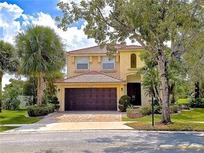 5084 SW 164th Ave in Miramar, FL - Building Photo - Building Photo