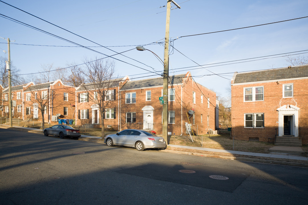 316-320 34th St SE in Washington, DC - Building Photo