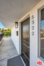 5322 Weatherford Dr in Los Angeles, CA - Building Photo - Building Photo
