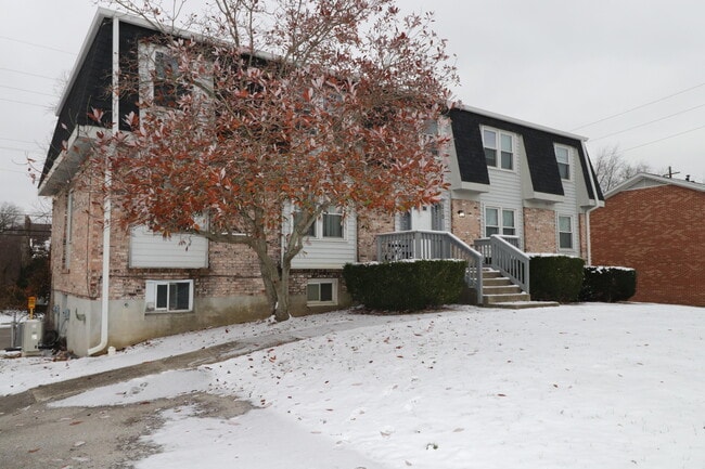 310 E Edgewood Dr in Nicholasville, KY - Building Photo - Building Photo