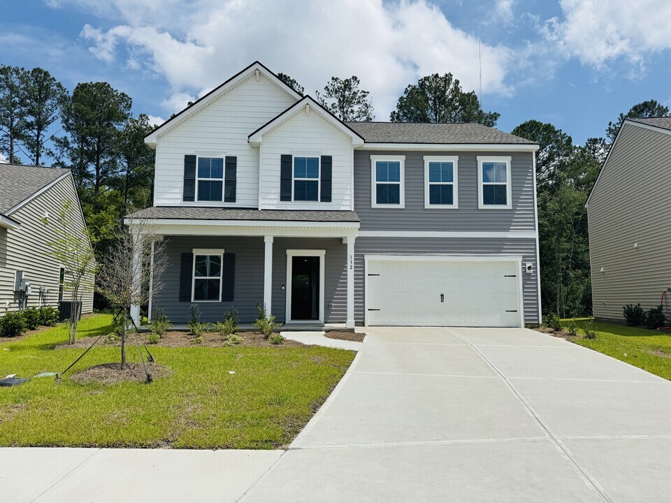 132 Kingswood Ter in Bloomingdale, GA - Building Photo