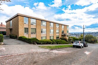 Lake Terrace in Seattle, WA - Foto de edificio - Building Photo