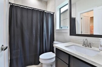 4104 Marina St in Houston, TX - Building Photo - Building Photo