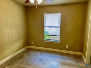 1412 Marlton St in San Marcos, TX - Building Photo - Building Photo