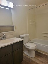 1454 W River Rd N in Elyria, OH - Building Photo - Building Photo