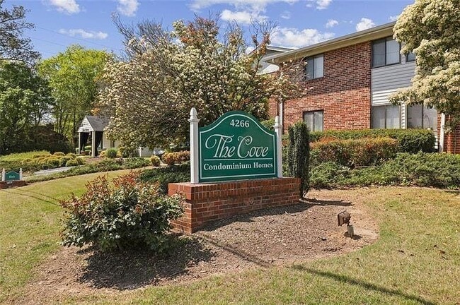 property at 4266 Roswell Rd NE