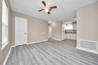 17111 River Rd in Channelview, TX - Building Photo - Building Photo