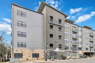 2502 Leon St in Austin, TX - Building Photo