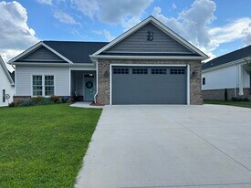 1155 Stoney Ridge Blvd in Forest, VA - Building Photo