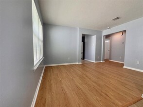 10855 Tallow Briar Ln in Houston, TX - Building Photo - Building Photo