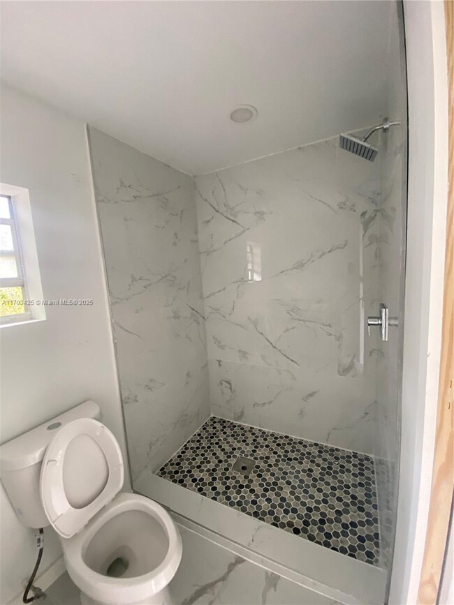 5028 NW 3rd Ave in Miami, FL - Building Photo - Building Photo