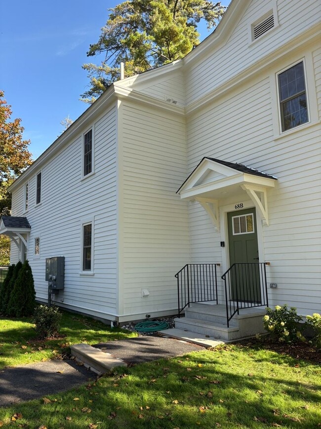 68 Kemble St