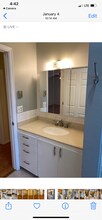 749 NE 20th Pl, Unit 1 in Hillsboro, OR - Building Photo - Building Photo