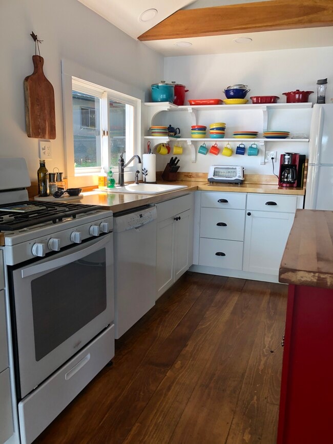 property at 637 W Shore Rd