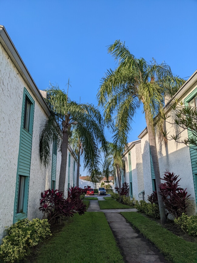 property at 11538 7th Ln N