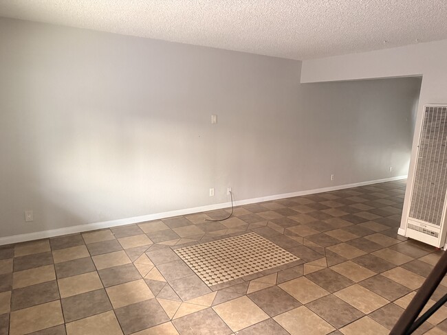 1610 W 168th St, Unit D