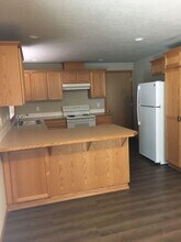 3816 SE 117th Pl in Portland, OR - Foto de edificio - Building Photo
