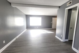 1432 Dover Rd in Spartanburg, SC - Building Photo - Building Photo