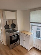 10 N Passaic Ave in Chatham, NJ - Foto de edificio - Building Photo