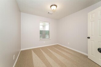 12102 Ember Lake Rd in Houston, TX - Building Photo - Building Photo