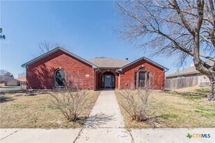 5009 James Loop in Killeen, TX - Building Photo