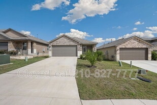 13927 Borolanite Dr in San Antonio, TX - Building Photo