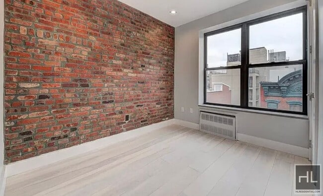 STANTON ST., Unit 6A in New York, NY - Building Photo - Building Photo