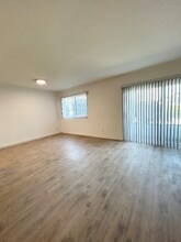 1849 S Bentley Ave in Los Angeles, CA - Building Photo - Building Photo
