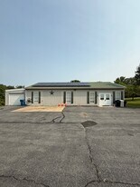 408 Newcomer Rd, Unit 408A in Windsor, PA - Building Photo