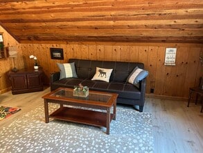 829 Home Run Rd in Corvallis, MT - Foto de edificio - Building Photo