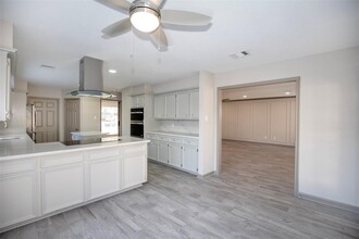 2108 Olympic Dr in League City, TX - Building Photo - Building Photo