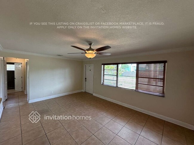 725 Caddie Pl in West Palm Beach, FL - Building Photo - Building Photo