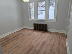 516 Halsey Ave in Pittsburgh, PA - Building Photo - Building Photo