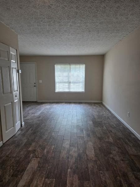 7083 Oakhill Cir in Austell, GA - Building Photo - Building Photo