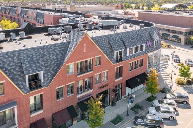 The Residence at the Glen Town Center in Glenview, IL - Building Photo - Building Photo