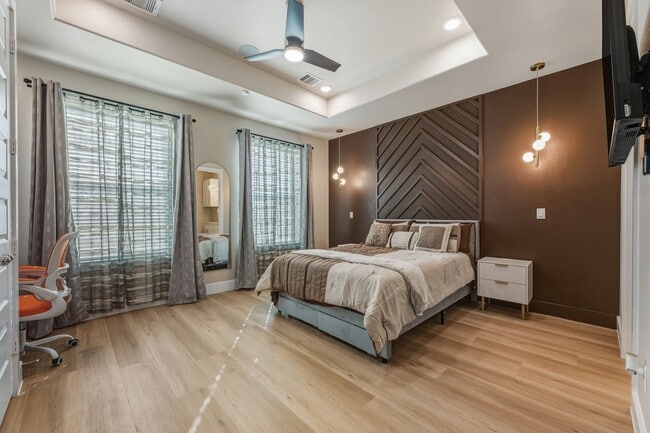 property at 4231 Elmwood St