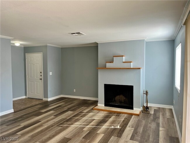 8600 W Charleston Blvd, Unit 2129 in Las Vegas, NV - Building Photo - Building Photo