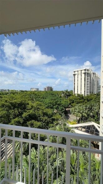 property at 2000 Towerside Terrace