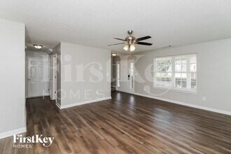 444 Birchwood Dr in Temple, GA - Foto de edificio - Building Photo