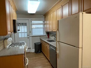 46 Illinois Ave in Long Beach, NY - Building Photo - Building Photo