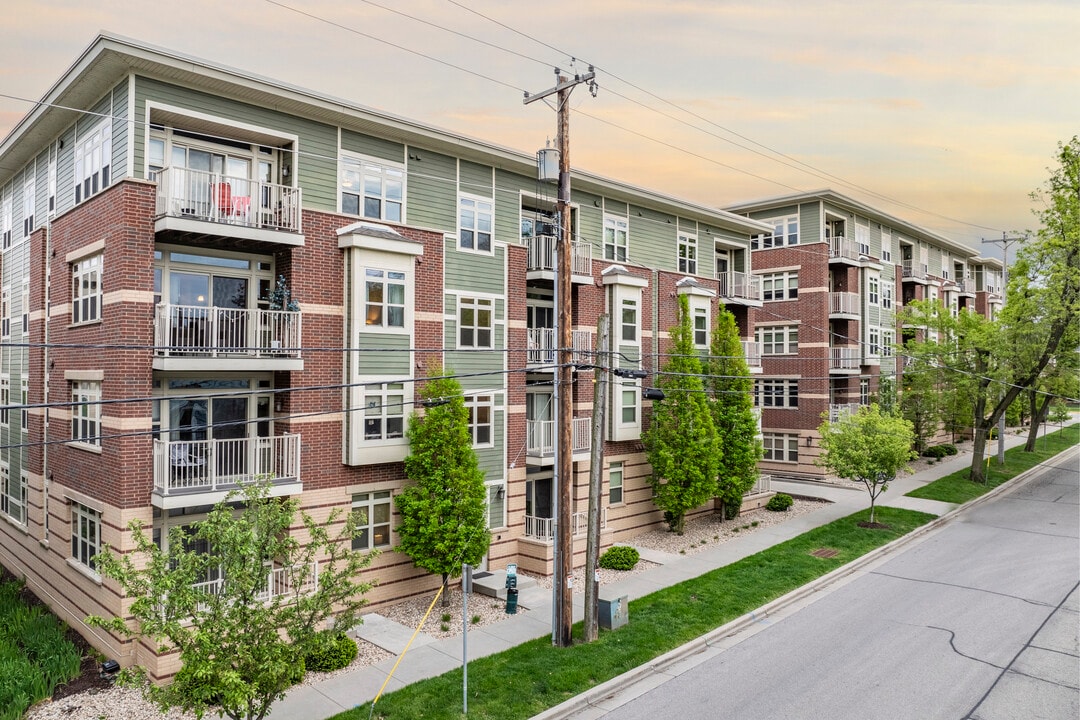 Vicinato in Madison, WI - Foto de edificio