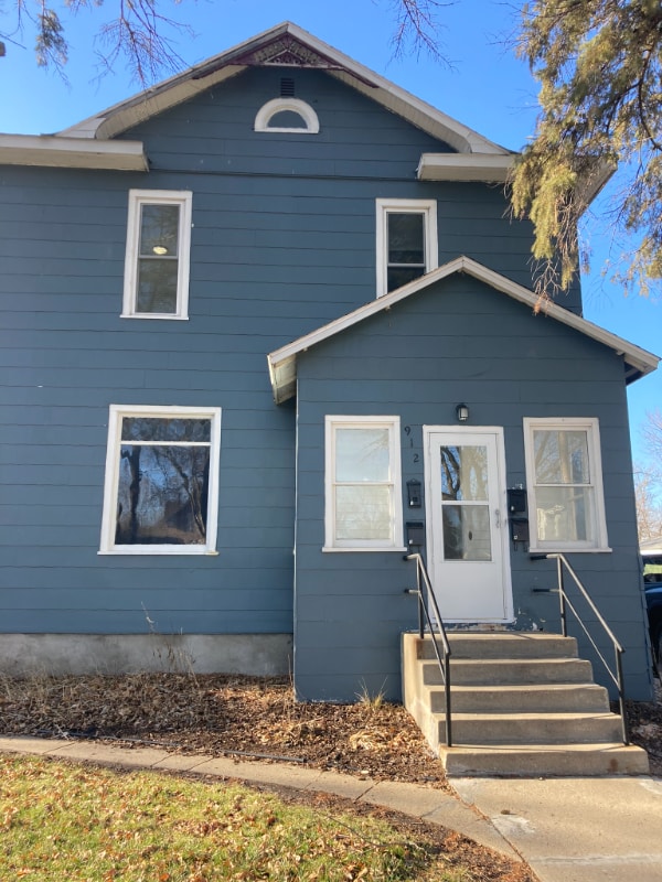912 5th St SW in Willmar, MN - Building Photo - Building Photo