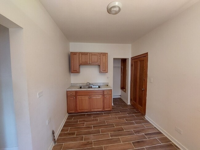 3434 W Marquette Rd in Chicago, IL - Building Photo - Building Photo