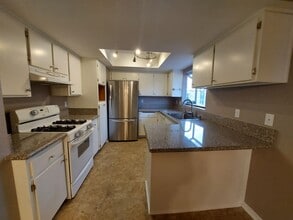 72162 Sullivan Rd in Twentynine Palms, CA - Building Photo - Building Photo