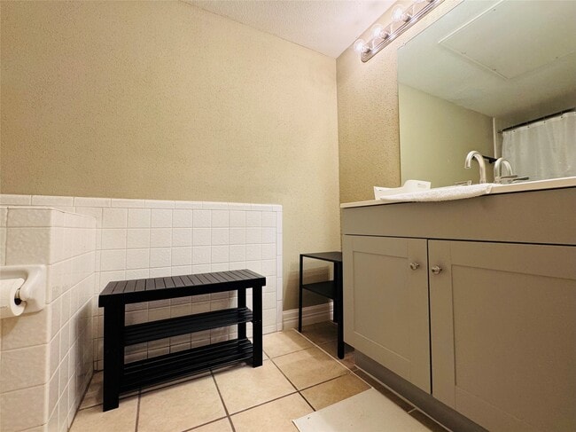 property at 2824 S Bartell Dr