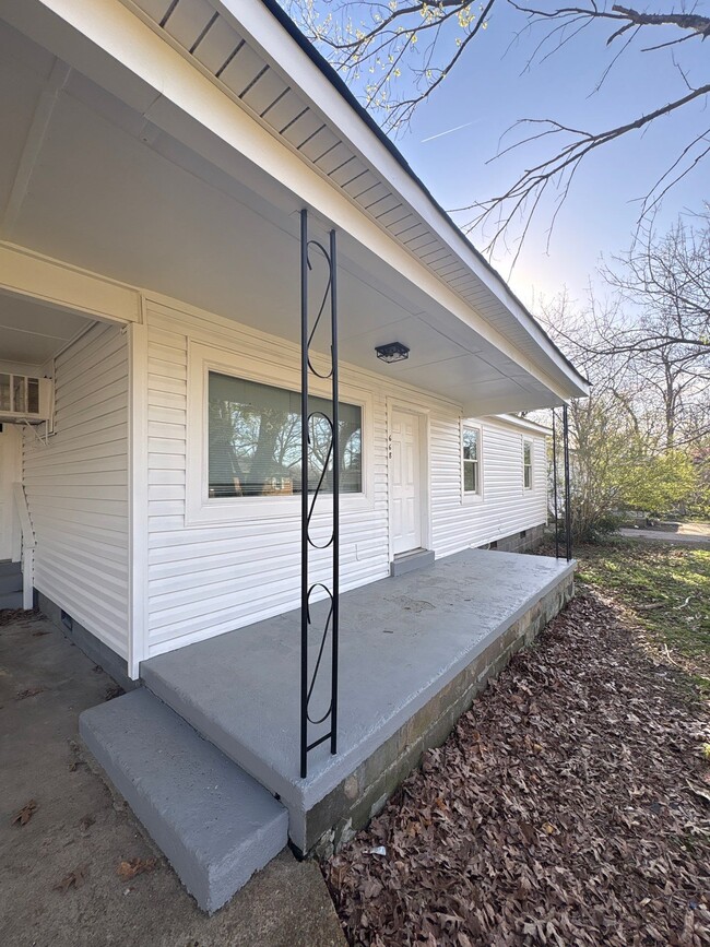 668 Coach St in Brownsville, TN - Building Photo - Building Photo