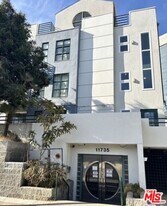 11735 Dorothy St in Los Angeles, CA - Building Photo
